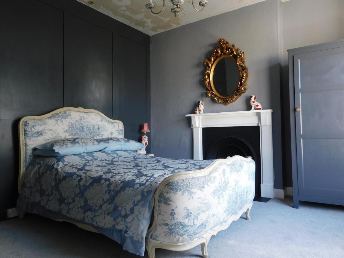 The Bear Bread Bakery B&B, Ensuite Rooms Above The Bakery, Colyton Dış mekan fotoğraf