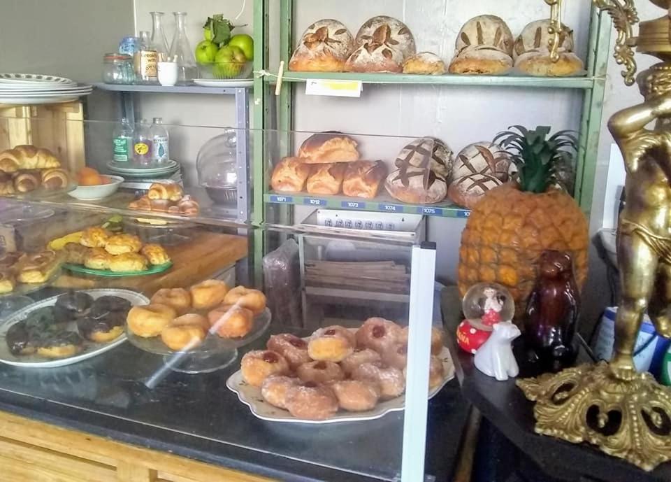 The Bear Bread Bakery B&B, Ensuite Rooms Above The Bakery, Colyton Dış mekan fotoğraf