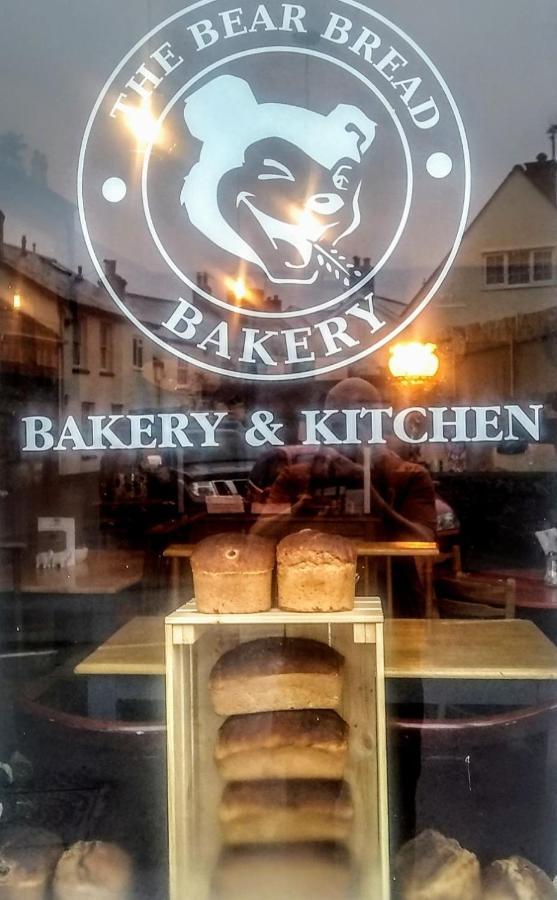 The Bear Bread Bakery B&B, Ensuite Rooms Above The Bakery, Colyton Dış mekan fotoğraf